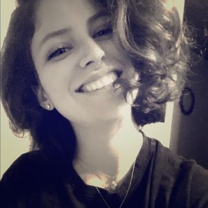 Meet your Posher, Kelly